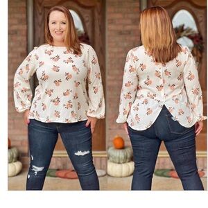 Lularoe Vivian 2XL Cream Floral Peplum Long-Sleeve Blouse